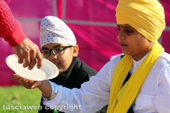 Il corteo dei sikh