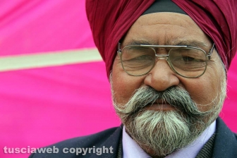 Il corteo dei sikh