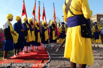 Il corteo dei sikh