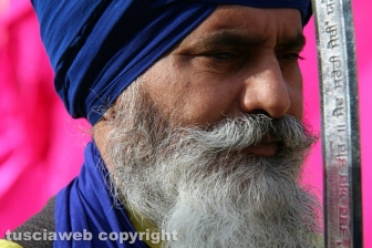 Il corteo dei sikh