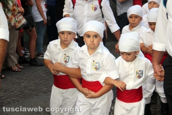 Il corteo per le vie della città