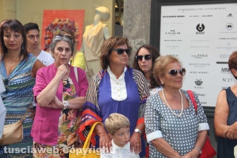 Il corteo per le vie della città