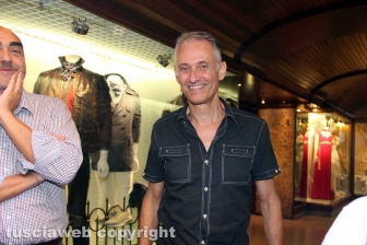 Il corteo per le vie della città