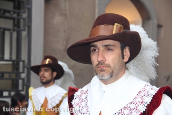 Il corteo per le vie della città