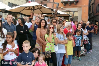 Il corteo per le vie della città