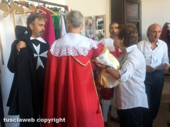 Il corteo storico si prepara per la processione
