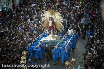 Tarquinia - La processione del Cristo Risorto