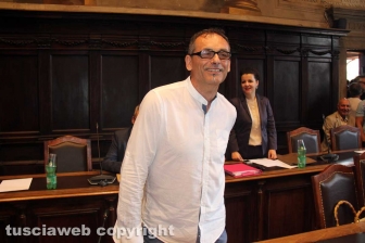 Il debutto di Arena in consiglio