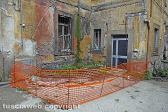 Il degrado dell'ospedale vecchio