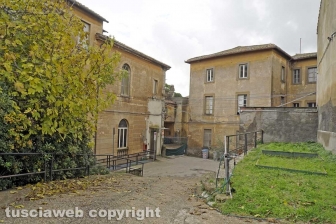 Il degrado dell'ospedale vecchio