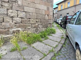 Il degrado di via Mazzini