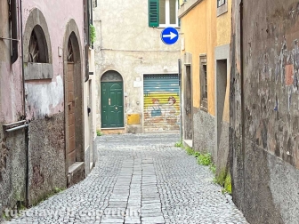 Il degrado di via Mazzini