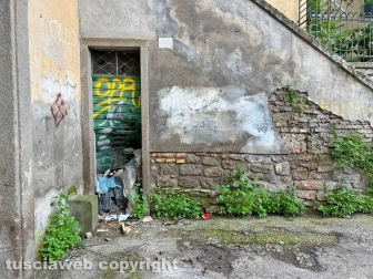 Il degrado di via Mazzini