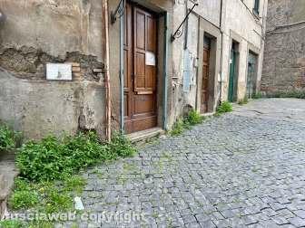 Il degrado di via Mazzini