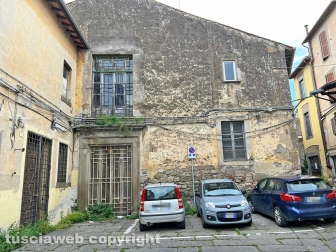 Il degrado di via Mazzini