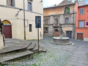 Il degrado di via Mazzini