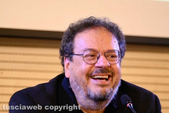 Viterbo - Il filosofo Gino Roncaglia ai Pirati della Bellezza