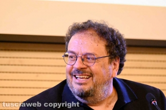 Viterbo - Il filosofo Gino Roncaglia ai Pirati della Bellezza