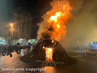 Bagnaia - L’accensione del focarone di Sant’Antonio