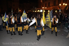 Il corteo storico e gli sbandieratori