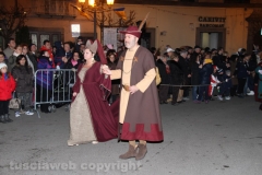 Il corteo storico e gli sbandieratori
