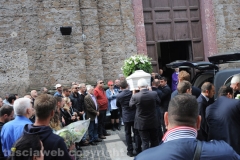 Capranica - Il funerale di Ambra e del figlioletto Mirko