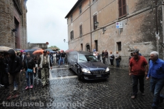Capranica - Il funerale di Ambra e del figlioletto Mirko