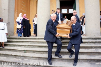 Il funerale di Joshua