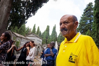 Il funerale di Joshua