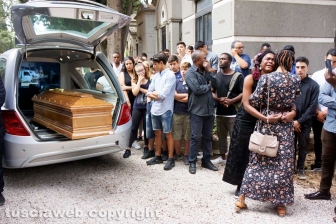Il funerale di Joshua