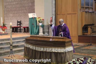 Il funerale di Luciano Neri