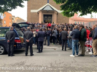 Viterbo - Il funerale di Marco Foglietta