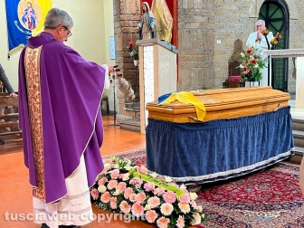 Viterbo - Il funerale di Rosanna De Marchi