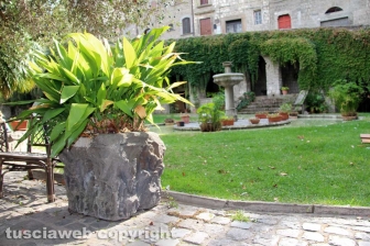 Il giardino e i sotterranei del Paradosso