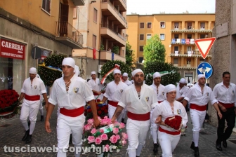 Il giro delle sette chiese e il canto alla Trinità
