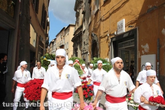 Il giro delle sette chiese e il canto alla Trinità