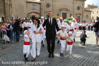 Il giro delle sette chiese e il canto alla Trinità