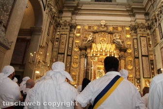 Il giro delle sette chiese e il canto alla Trinità