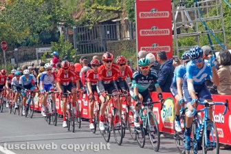 Giro d'Italia - Il traguardo volante a Vetralla