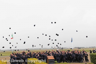 Viterbo - Il giuramento del 21esimo corso allievi marescialli dell'aeronautica militare