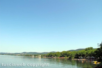 Il lungolago di Bolsena