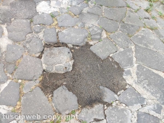 Il lastricato di Roccalvecce