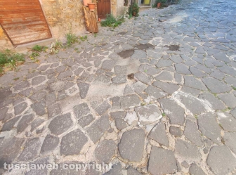 Il lastricato di Roccalvecce