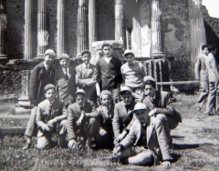 Il liceo Ragonesi in bianco e nero