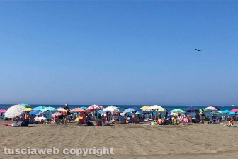 Tarquinia - Il lido a Ferragosto