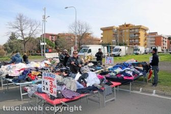Viterbo - Il mercato del sabato al Carmine