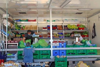 Il mercato del sabato al Carmine
