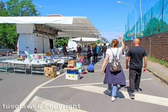 Il mercato del sabato al Carmine