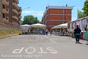 Il mercato del sabato al Carmine