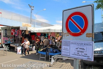 Il mercato del sabato al Carmine